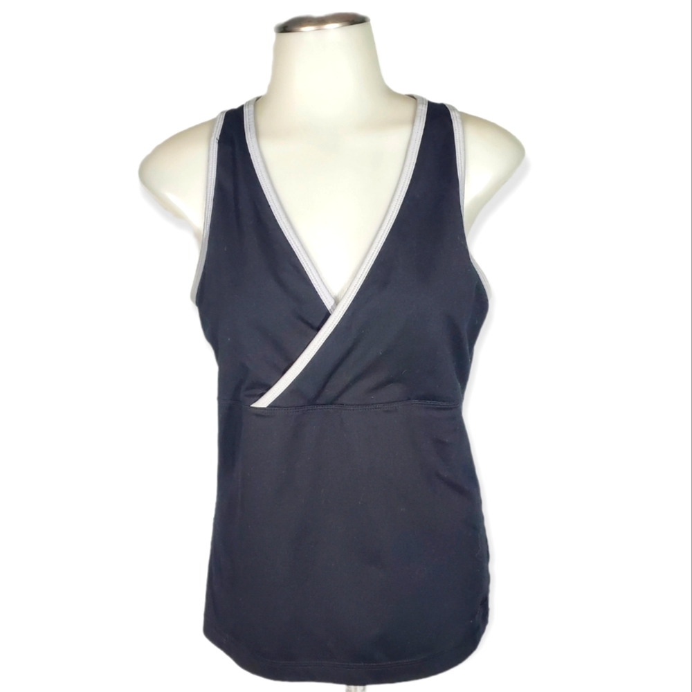 OLD NAVY Workout Tank with Built-In Sports Bra Size Large
